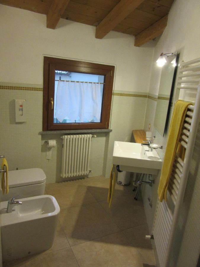 Gli Acini Bed & Breakfast Pietra de' Giorgi Exterior photo